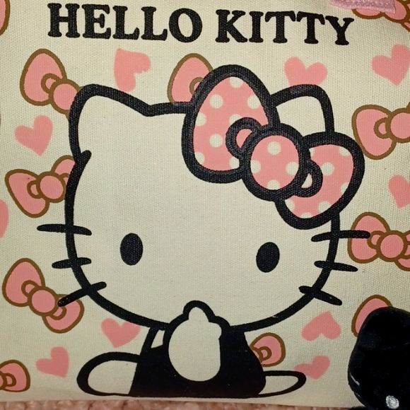 Bows and Hearts 💕 Hello Kitty Shoulder Tote - Picture 1 of 11